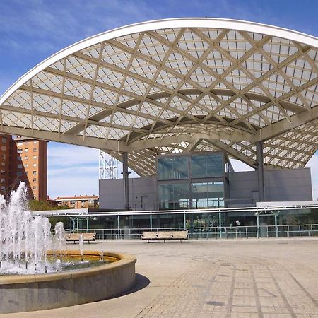 Piso A Una Parada De Atocha, Amplio Y Luminoso Madrid Kültér fotó